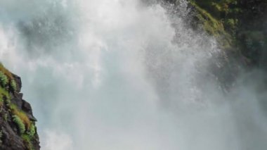 güzel Latefossen şelale, Norveç