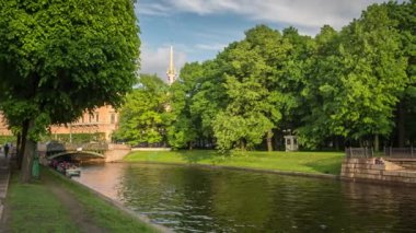 Saint-Petersburg, Rusya Federasyonu - 26 Mayıs 2016, zevk Moika Nehri'nde tekne üzerinde 26 Mayıs 2016 yılında Saint-Petersburg, Rusya Federasyonu