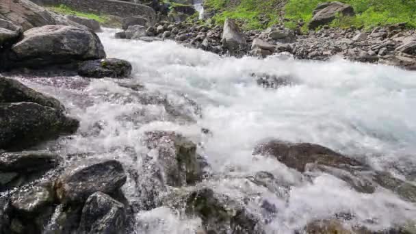 Vackra Latefossen Vattenfall Norge — Stockvideo