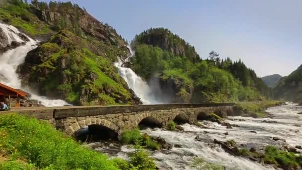 Bela Cachoeira Latefossen Noruega — Vídeo de Stock