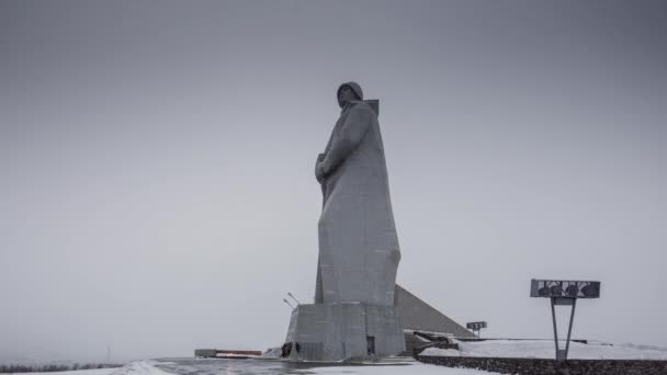 Timelapse Widok Pomnik Żołnierza Alosza Murmańsk Rosja — Wideo stockowe