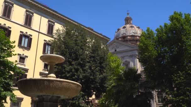 Bernini Fontána na náměstí svatého Petra, Vatikán ve 4k — Stock video