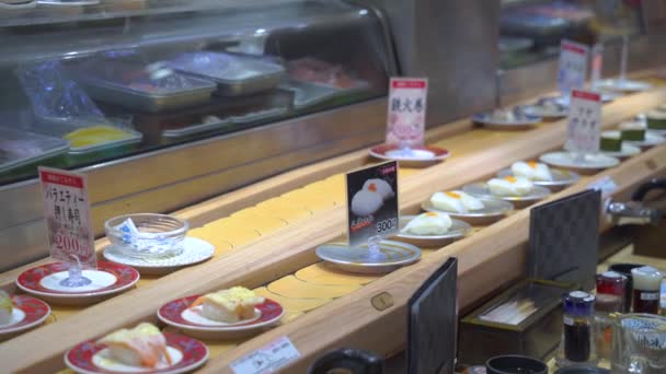 Kyoto Japon Nov 2019 Sushi Restaurant Ferroviaire Avec Des Assiettes — Video