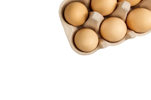 Huevos Pollo Primer Plano Aislados Sobre Fondo Blanco Caja Cartón — Foto de Stock