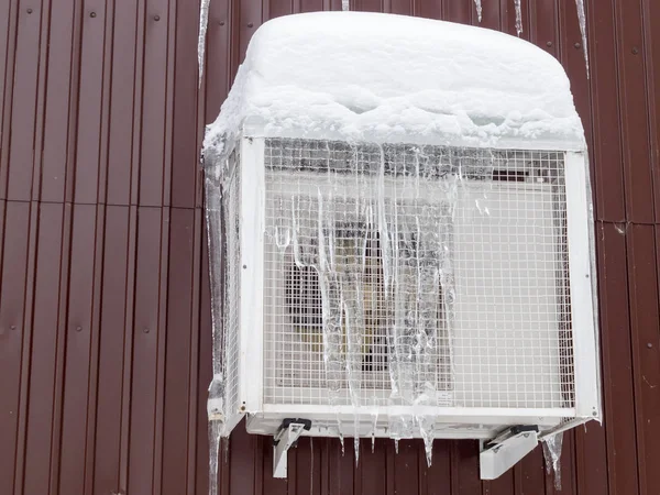 Frozen Icy Air Conditioning Icicles — Stock Photo, Image