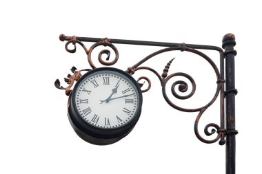 büyük sokak klasik saatleri beyaz arkaplanda izole edilmiş