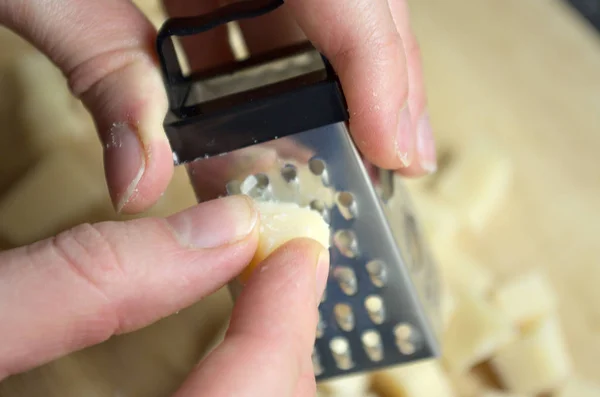 Rallador Pequeño Para Queso Parmesano Rallador Para Alimentos — Foto de Stock