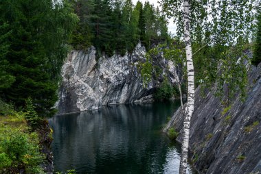 Madencilik endüstrisindeki mermer taşlar.