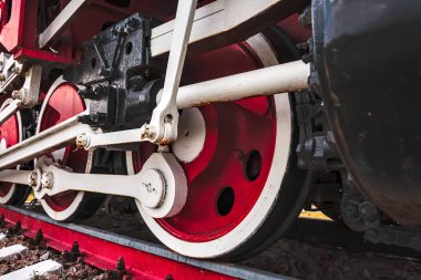 Eski bir lokomotif yakın çekim tekerlekleri, Retro araç