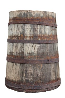 Beyaz arka planda metal halkaları olan eski ahşap fıçı.