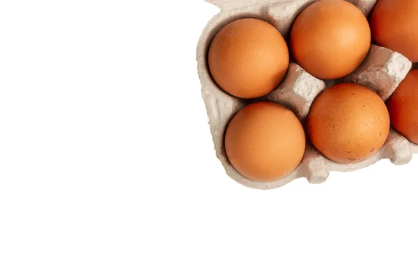 Kycklingägg Närbild Isolerad Vit Bakgrund Kartong För Transport — Stockfoto