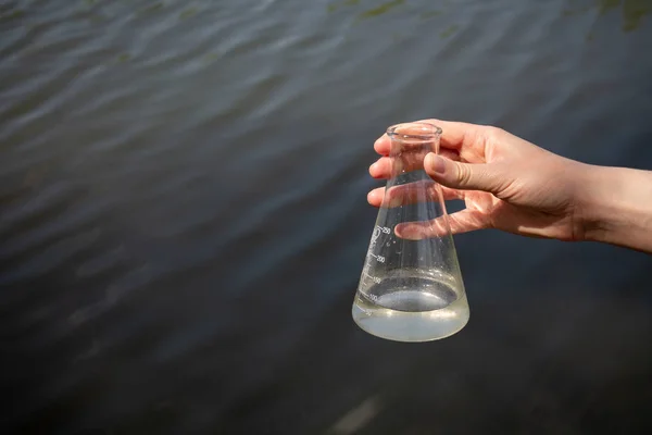 Tubo Ensayo Manual Para Análisis Con Agua Fondo Del Depósito — Foto de Stock