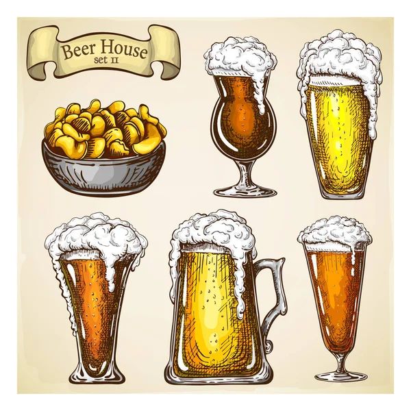 Birra disegnata a mano con spuntino isolato su sfondo grunge. vari tipi di bicchieri di birra in stile vintage. Tazze di birra con schiuma gocciolante liquida e patatine. birra artigianale, cibo e antipasto al bar — Vettoriale Stock
