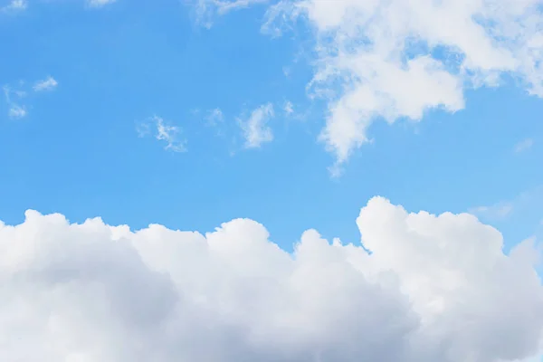 Fundo Céu Azul Nuvens Brancas Suaves Espaço Cópia — Fotografia de Stock