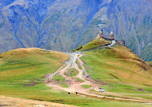 Vista panorâmica da capela da Trindade nas montanhas — Fotografia de Stock