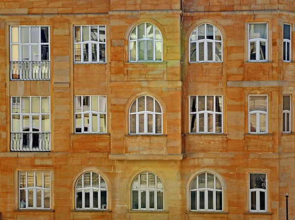 Ventanas de una casa — Foto de Stock