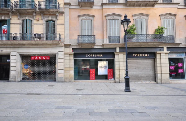 Vista da rua comercial Rambla, Barcelona — Fotografia de Stock