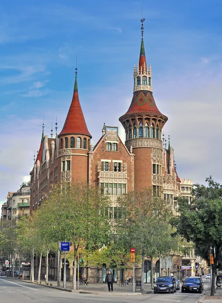 Blick auf Punches Haus in der Straße von Barcelona — Stockfoto