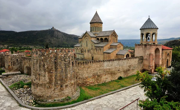 Mosteiro de Svetitskhoveli na cidade de Mtskheta — Fotografia de Stock