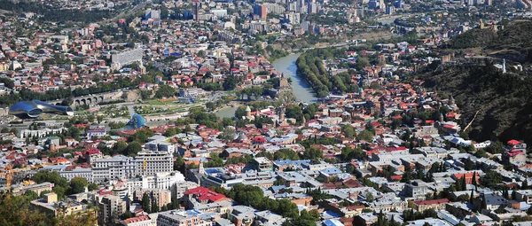 Tiflis, Gürcistan 'ın panoramik manzarası — Stok fotoğraf