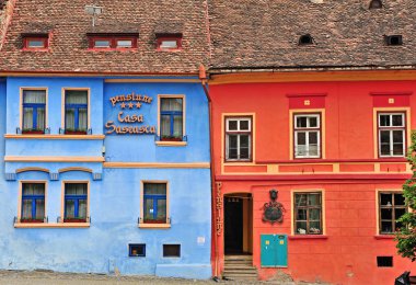 Cephe otelden Sighisoara eski şehirde, Romanya