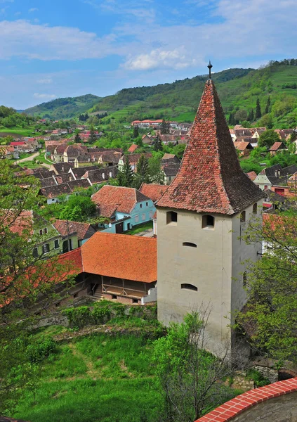 Torre de la iglesia de Beirtan en Transilvania —  Fotos de Stock