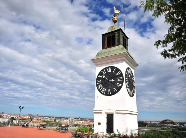 Novi Sad zabytkowej wieży — Zdjęcie stockowe