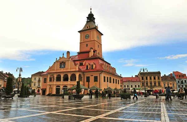 Widok miasta placu Brasov, Rumunia — Zdjęcie stockowe