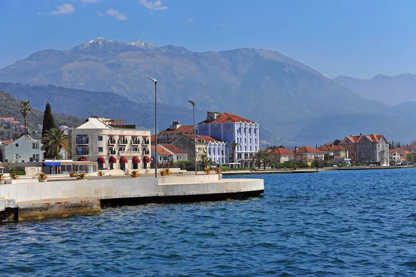 Vista del paseo marítimo de Tivat, Montenegro —  Fotos de Stock