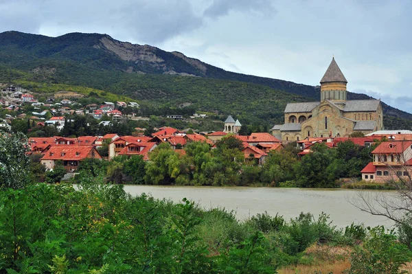 Veduta della città storica di Mtskheta, Georgia — Foto Stock