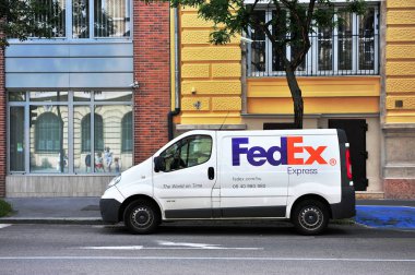 FedEx ekspres teslimat van sokak