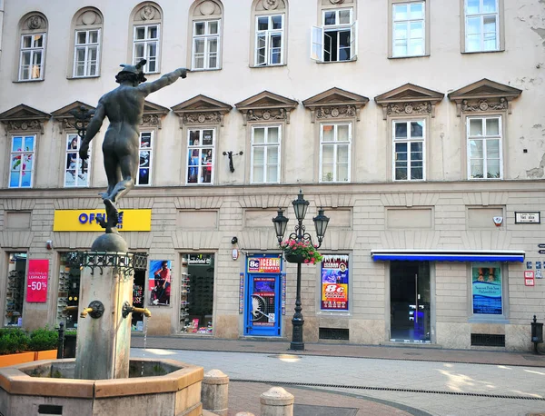 Monument in the Vaci street, Budapest — Stock Photo, Image