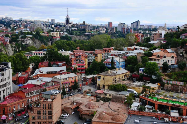 Vista dall'alto della città vecchia di Tbilisi, Georgia — Foto Stock