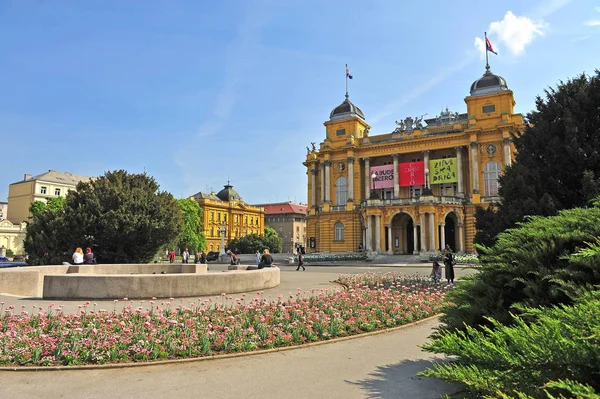 Fasada Teatru Narodowego w Zagrzebiu — Zdjęcie stockowe