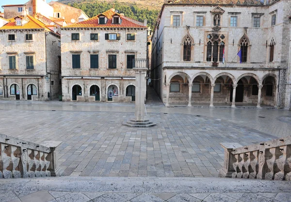 クロアチア、ドブロブニクの広場のビュー — ストック写真