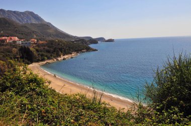 Karadağ'daki Beach şaşırtıcı görünümü