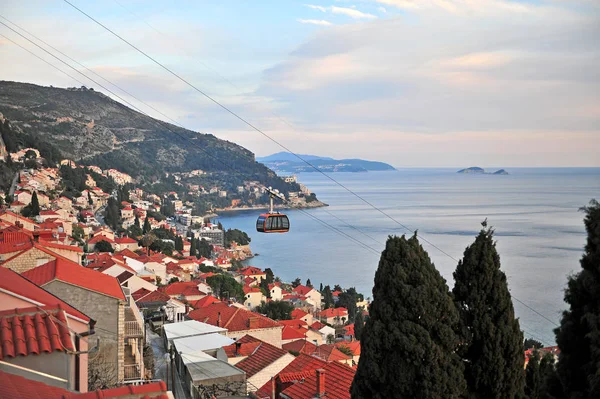 Linbana vid solnedgången, Dubrovnik — Stockfoto