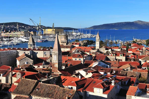 View of Trogir roofs and port — Stock Photo, Image
