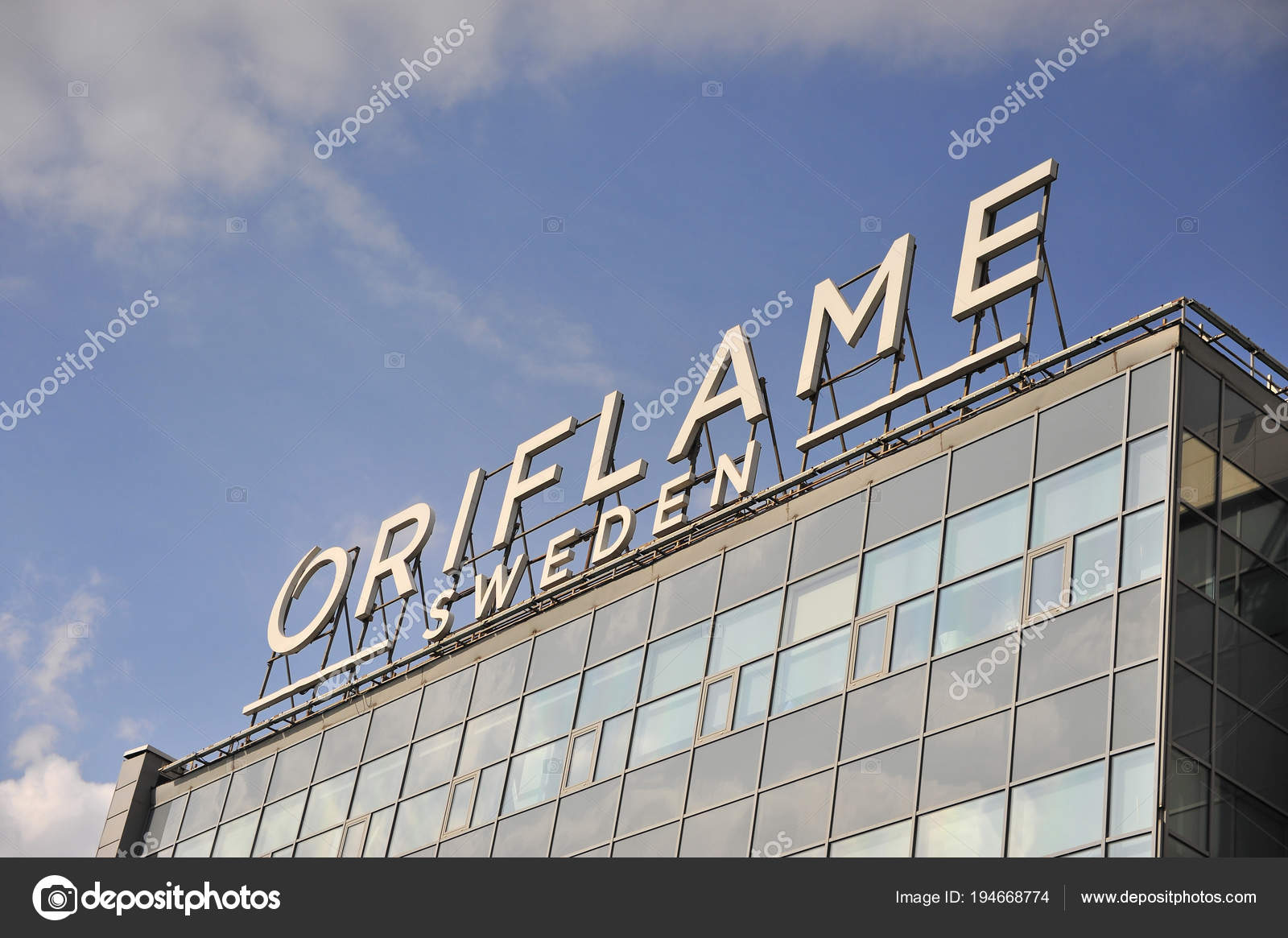 Hoofdkwartier van Oriflame company Redactionele stockfoto