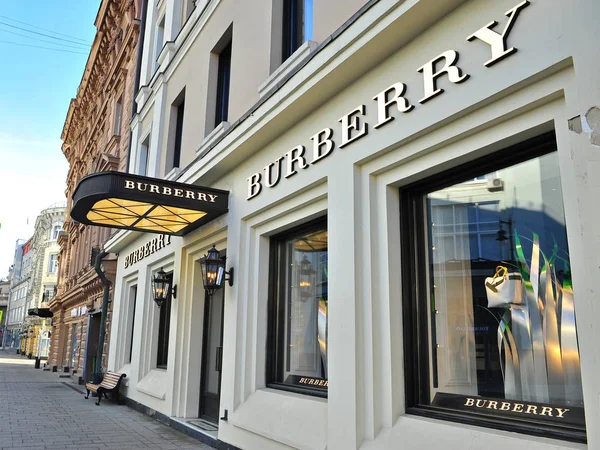 Burberry flagship store, Petrovka street, Moscow — Stok Foto