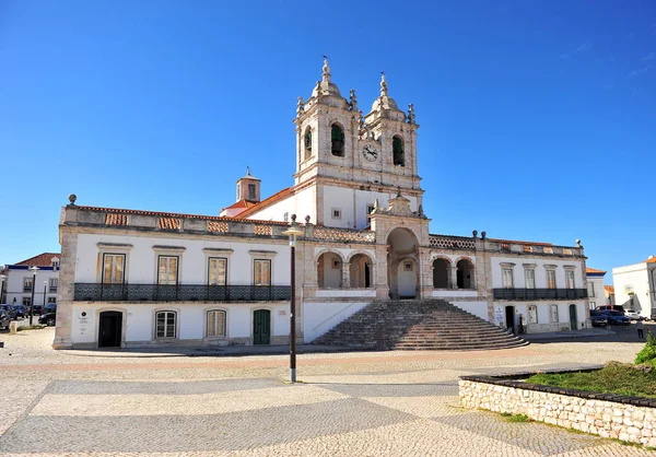 Front view of Nazare cathedral on the main square — Stock Photo, Image