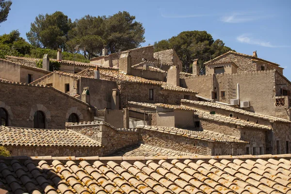 Eski kasaba evlerin çatıları