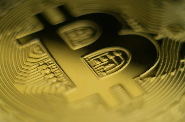 Altın sikke bitcoin. Geleceğin para birimi.