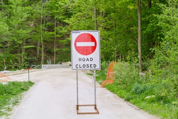 yol kısıtlama erişim işaret park de yol ayakta görünümünü