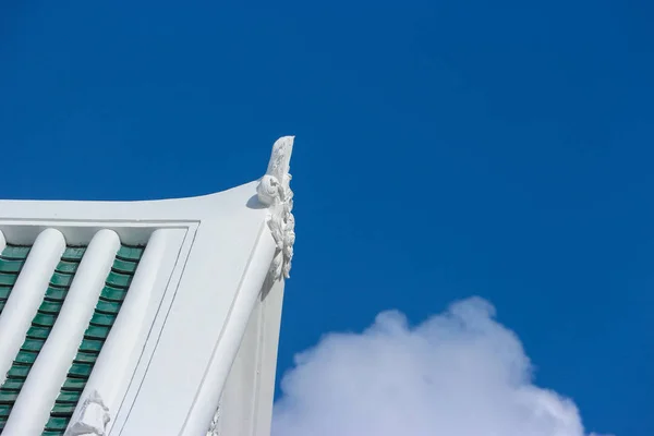 Thai Art Muster Giebelfassade Dach Mit Blauem Himmel Hintergrund — Stockfoto