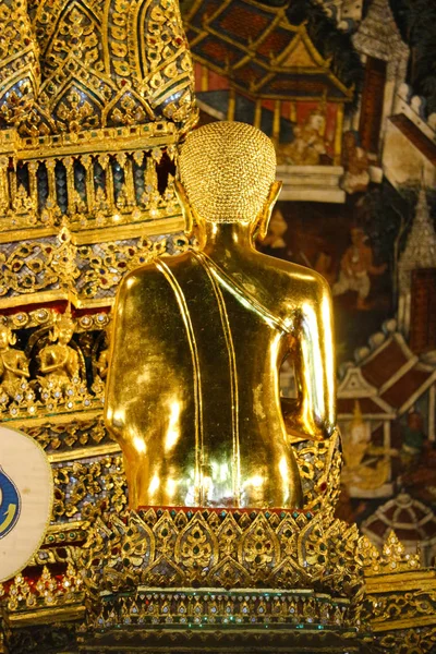 Июля 2019 Года Бангкок Таиланд Золотая Статуя Апостола Пхра Будды — стоковое фото