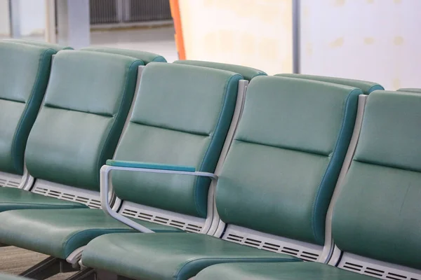 Empty Leather Seat Waiting Boarding Airport Termial Area Zone — Stock Photo, Image