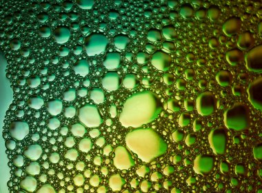 Köpük yeşil kabarcık dokusu. Yeşil baloncukların soyut arkaplan ve dokusu. 