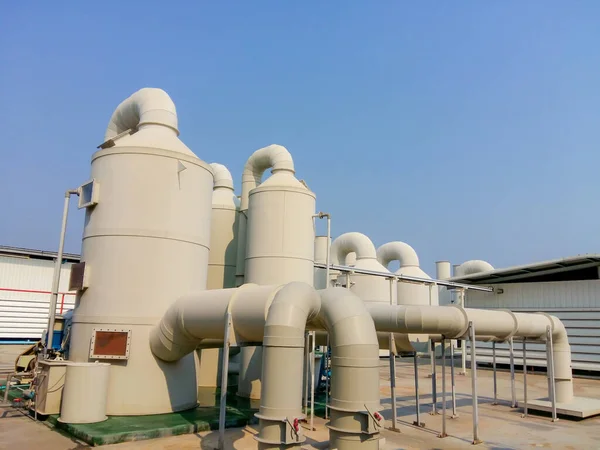 Zakłady Przemysłowe Filtrowania Zanieczyszczonych Powietrza Stawów Zbiornikami Zbiornikami Wodę — Zdjęcie stockowe