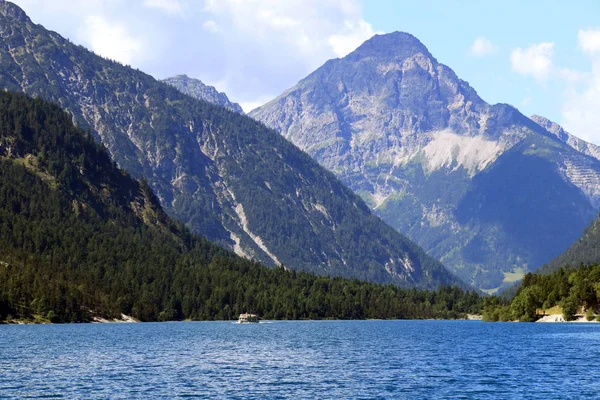 Bodensee Avrupa'da Almanya'nın en büyük Gölü ve ikinci en büyük biridir